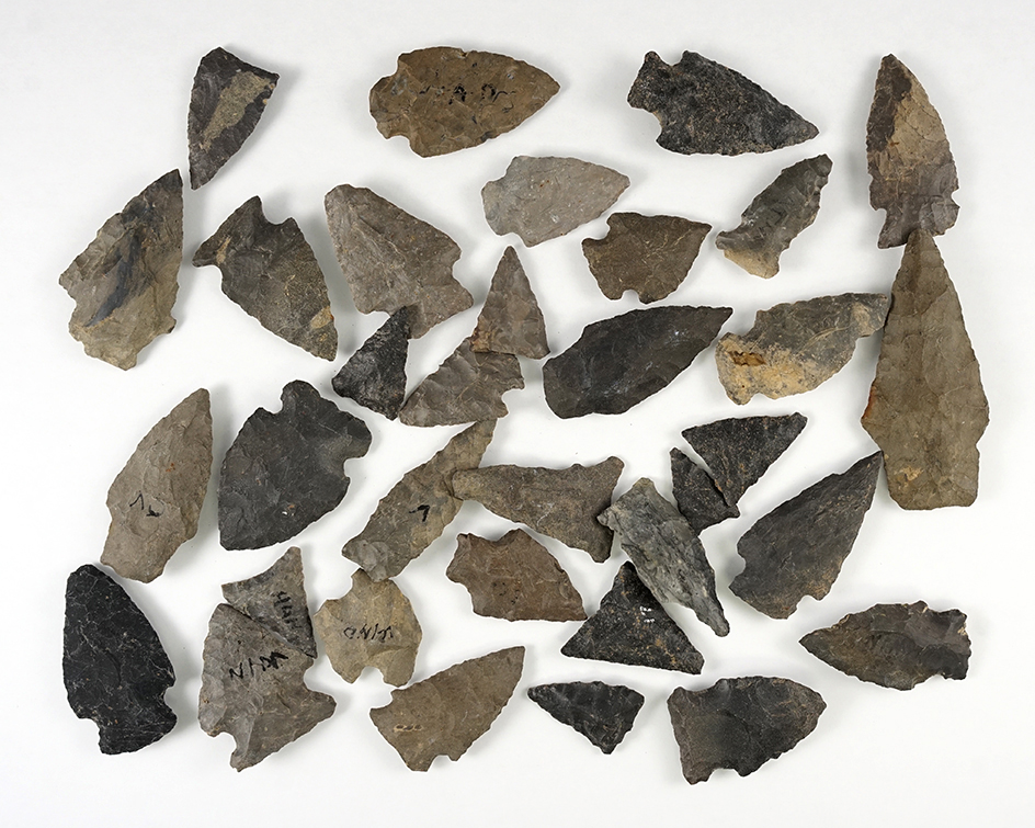 Set of 34 points found in the New York area. The largest is 2 1/2".