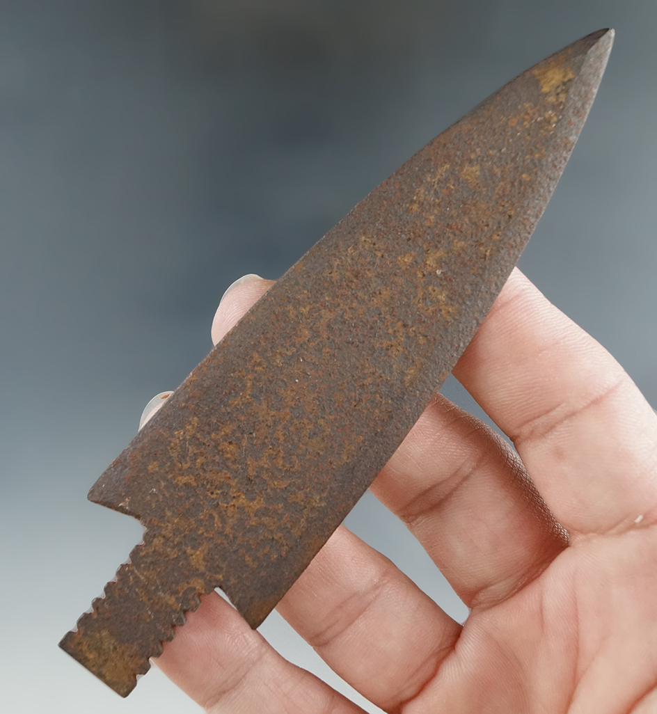 4 9/16" Metal Trade Point.