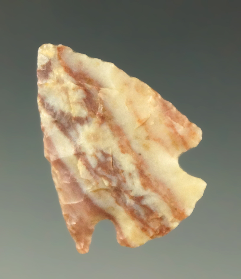 1 1/8" Alibates Flint cornernotch found in Colorado.