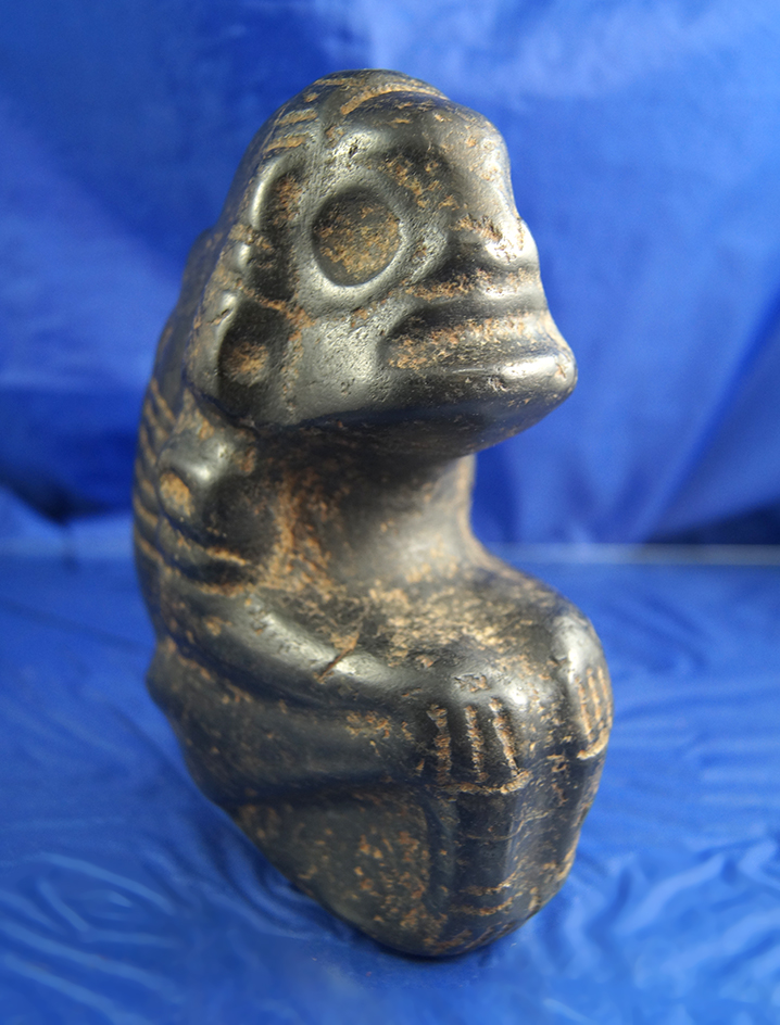 Exceptional detail and very well defined 6 1/2" Taino ancestral seated Zemi figure - Dominican Rep.