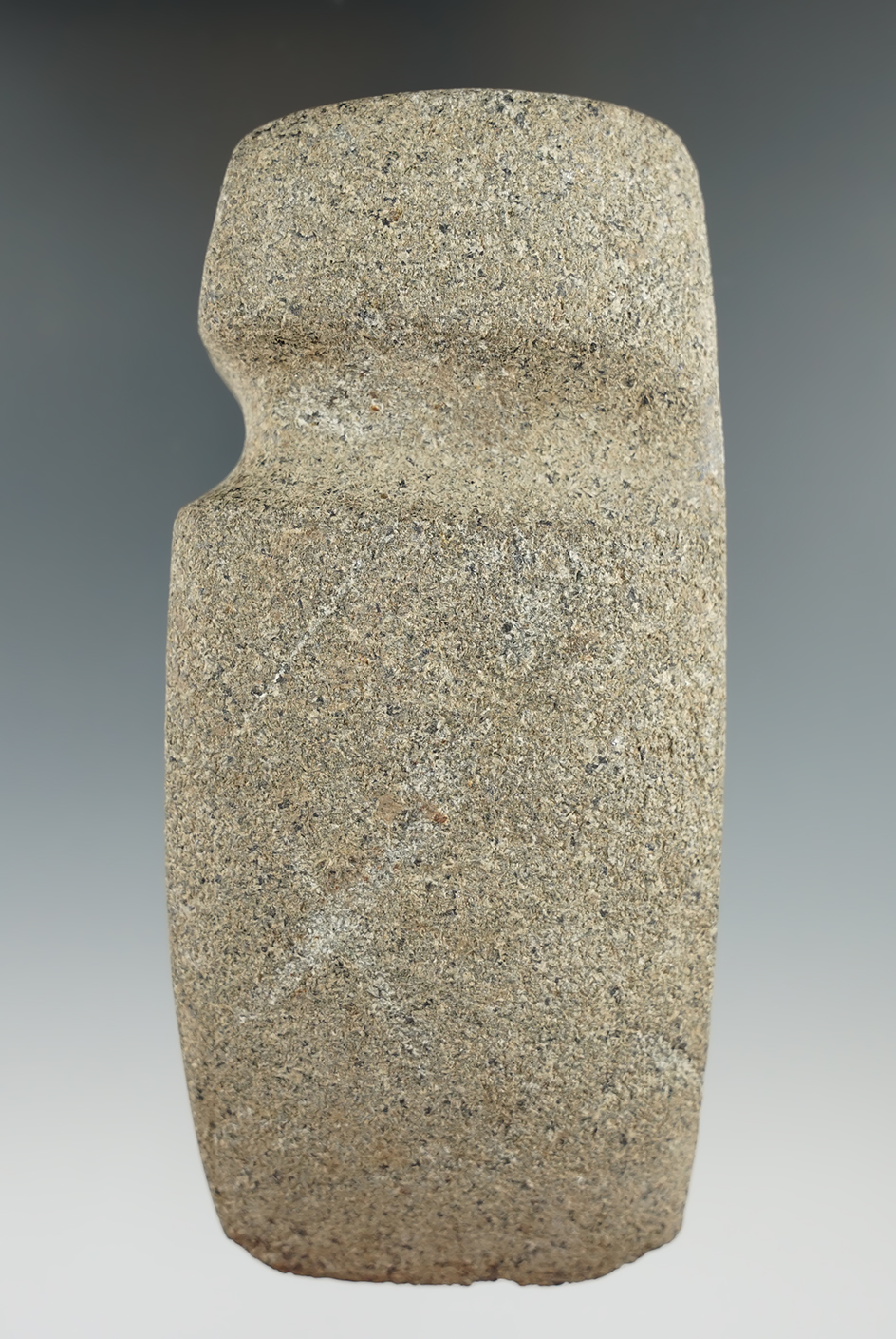 Excellent style on this 4 3/4" three-quarter groove block-style Axe found in Iowa.