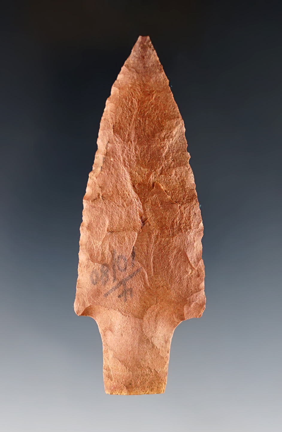 Well made 3 5/16" Little Bear made from nicely colored chert. Found in Tennessee.