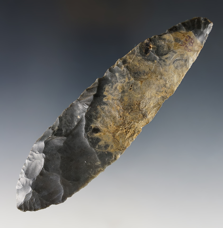 Large 5 3/16" Turkeytail Knife found in Sumner Co., Tennessee. Nicely made.