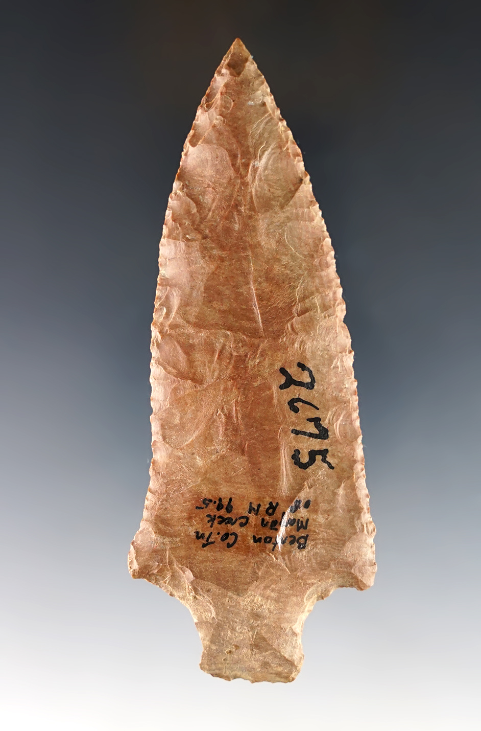 4 3/4" Pickwick found close to Morgan Creek in Benton Co., Tennessee. Fine pressure flaking.