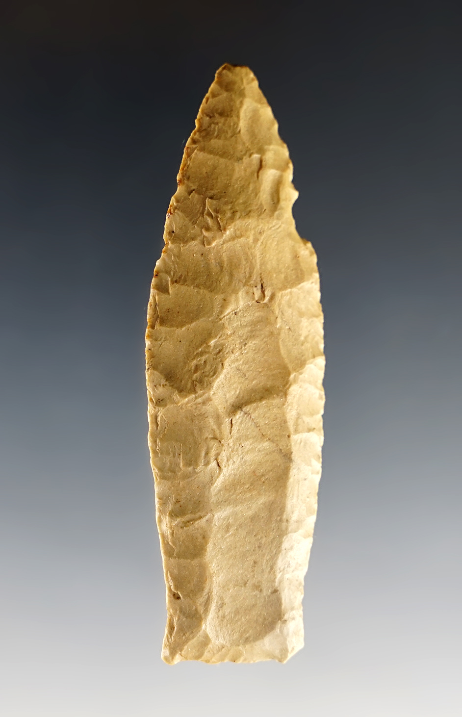3" Paleo fluted Cumberland recovered in Tennessee.