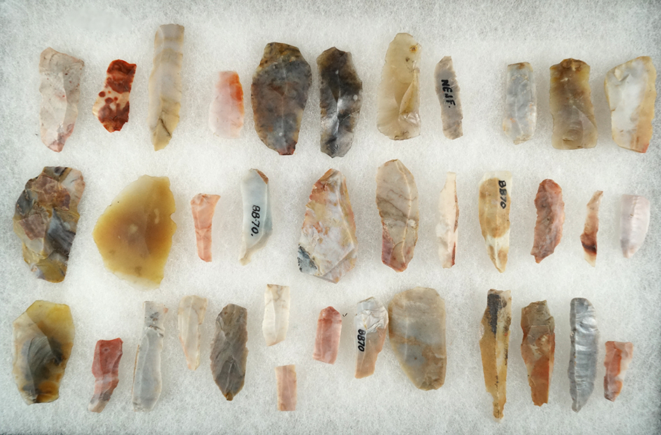 Group of Hopewell Bladelets, found in Ohio, largest is 2 1/8". Ex Murray and Frank Meyer.