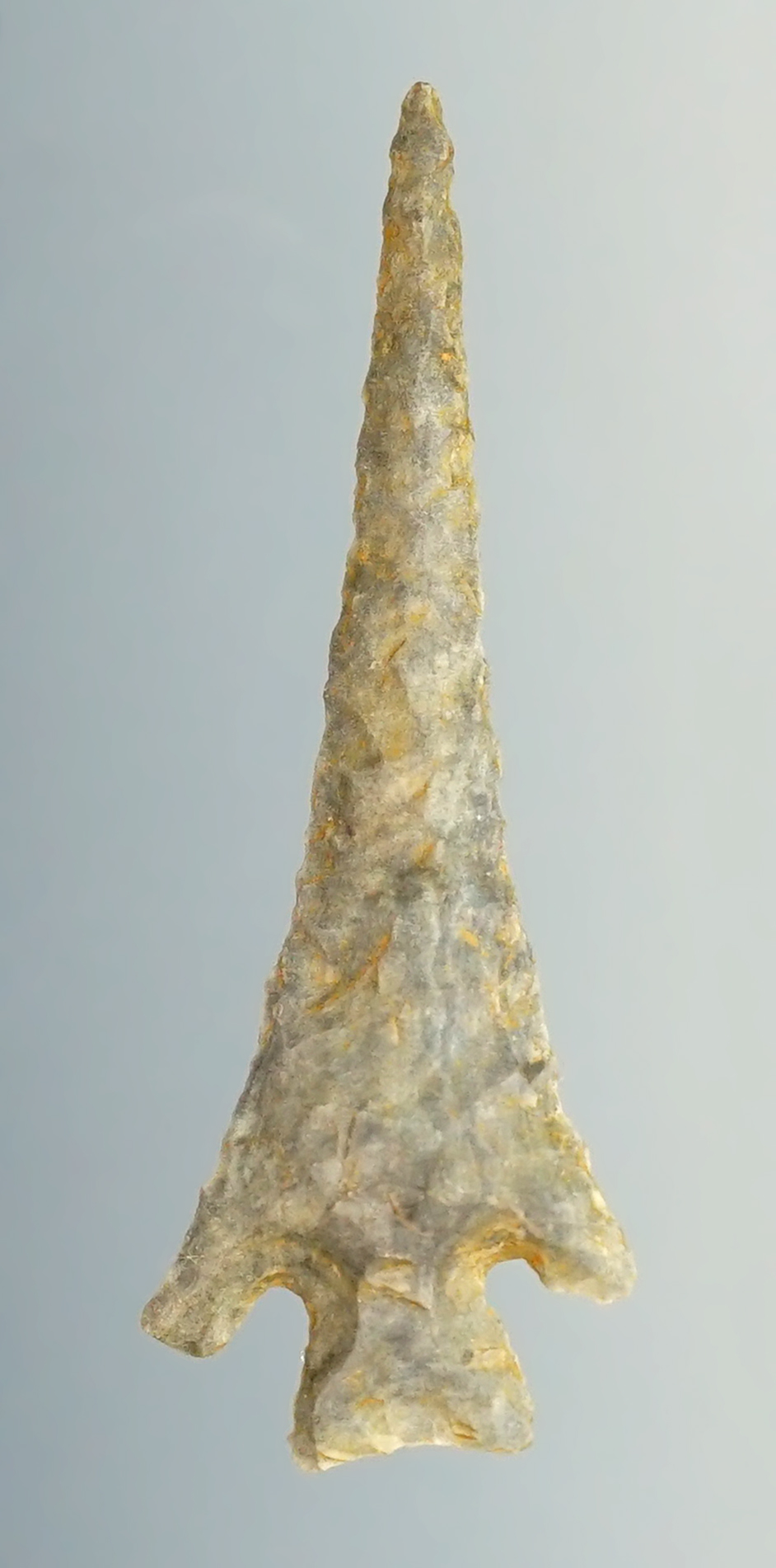 1 5/16" Columbia Plateau with excellent flaking, and style. Recovered near the Columbia River.