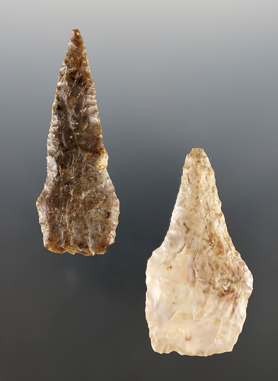 Pair of nicely made Plateau Pentagonals found at the Maybe Site, Oregon. The largest is 2 11/16".