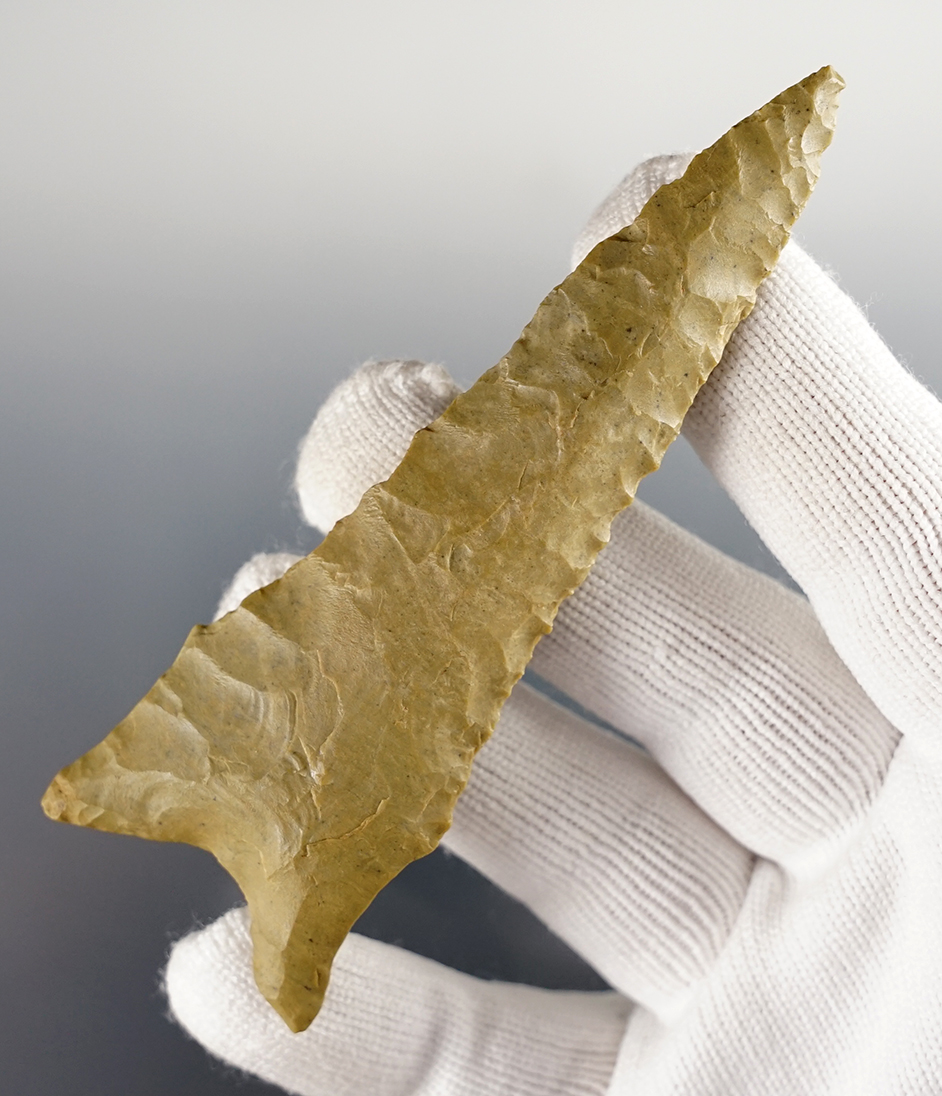 Exceptional 3 3/4" Ozark Chert Dalton found in Franklin Co., Missouri. Davis COA, G-8.