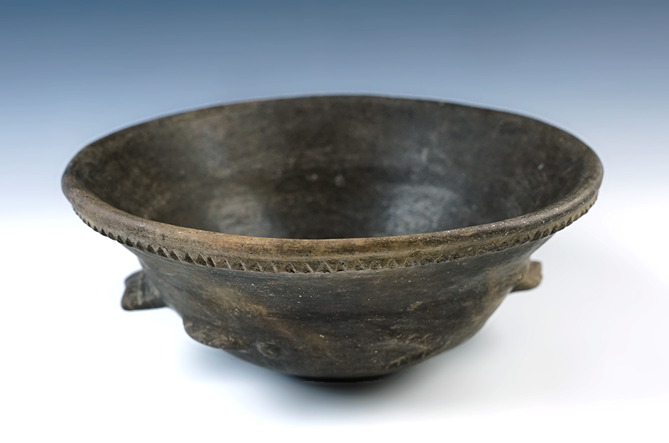 7 5/16" wide x 3" tall Mississippian Fish Effigy Bowl, Bradley Site in Crittenden Co., Arkansas. 