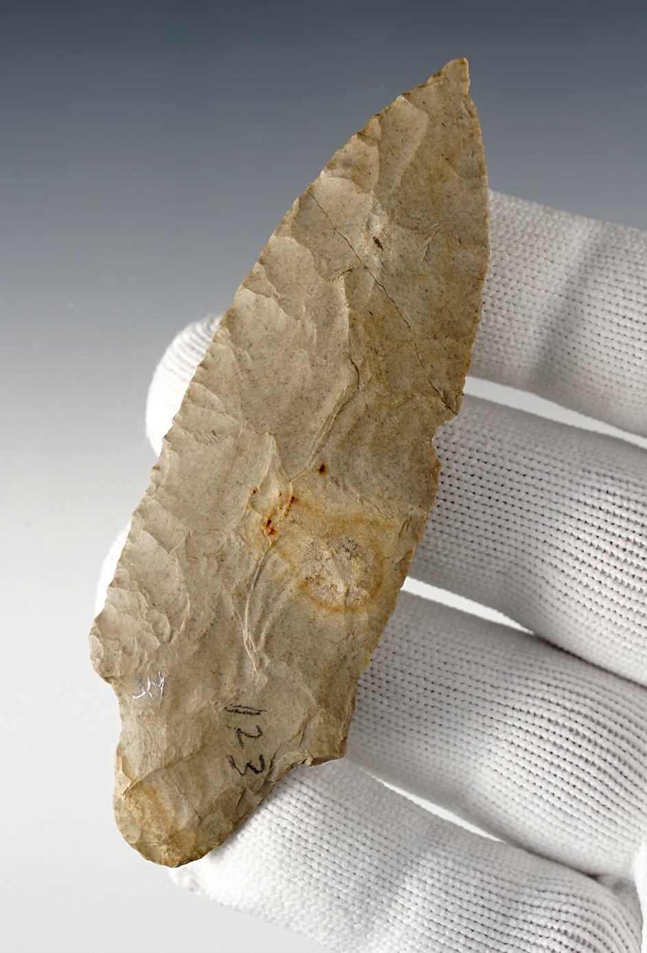 Nice 4" Adena found in Webster Co., Iowa. Comes with a Bennett COA.