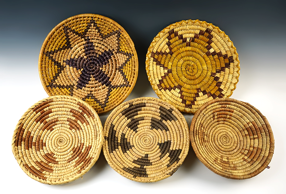 Set of 5 Contemporary Papago Baskets in very nice condition. Largest is 10 1/2". 