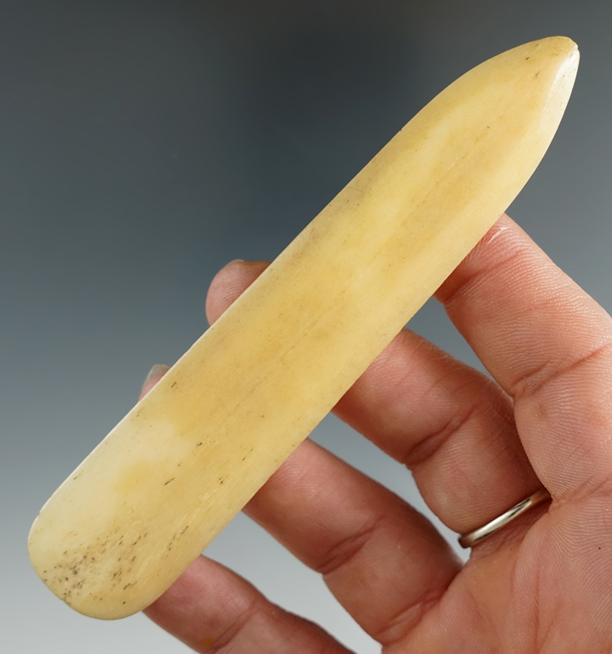 4 5/16" Inuit/Eskimo Culture Knife found in Alaska. Comes with a Stermer COA.