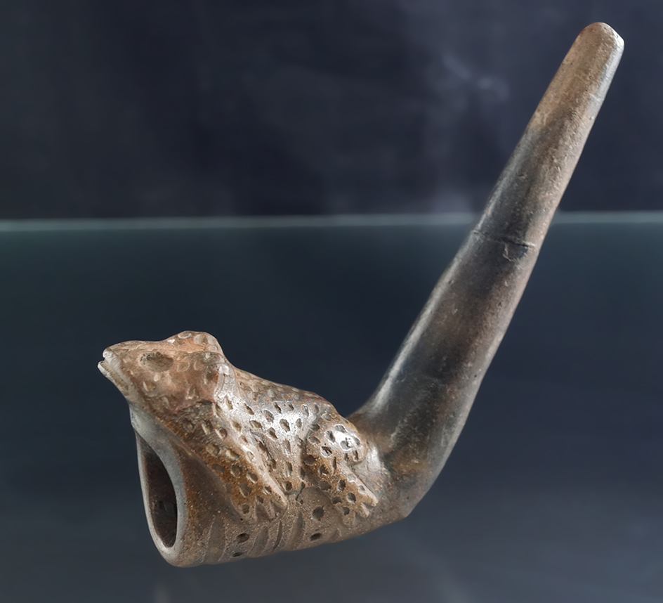 Unique! 5 3/8" long highly detailed Clay Iroquois Toad Effigy Pipe found on the Dupree farm in NY.