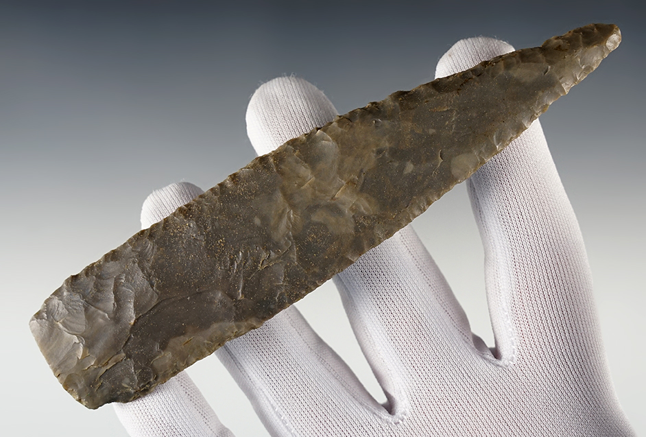 Large 5 3/4" Knife that is slightly stemmed and snapped at the base. Ohio/Indiana area.