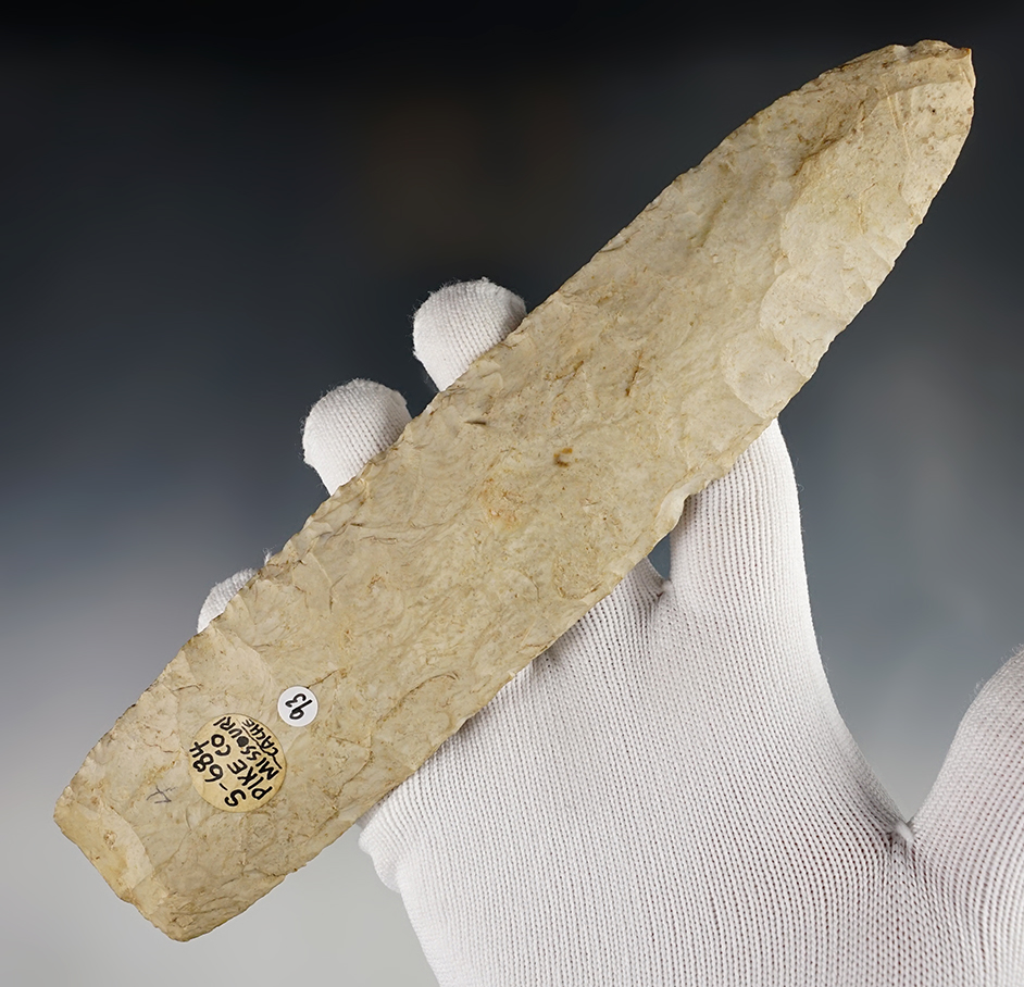 Large! 7 7/8" Wadlow - Pike Co., Missouri. Well flaked & heavily patinated. Ex. B.W. Stephens. 