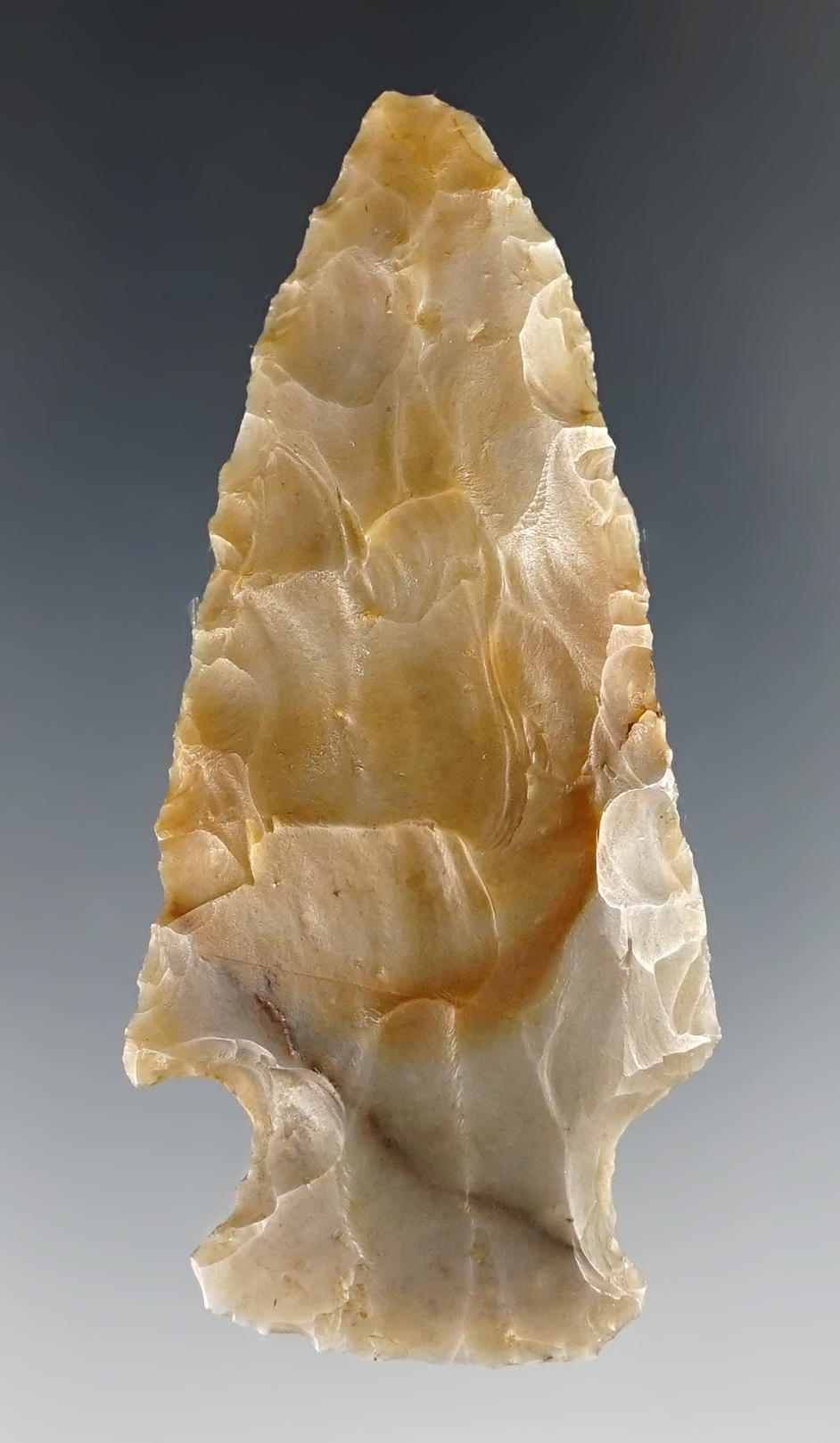 2 7/16" semi-translucent Hopewell made from Flint Ridge Flint. Found in Butler Co., Ohio.
