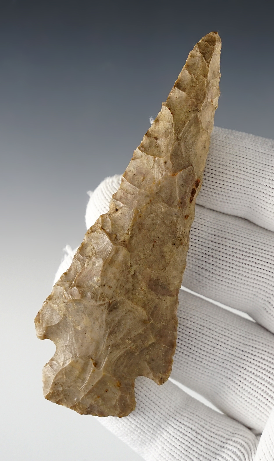 Well made 3 13/16" Hopewell found in Marion Co., Ohio. Well patinated.