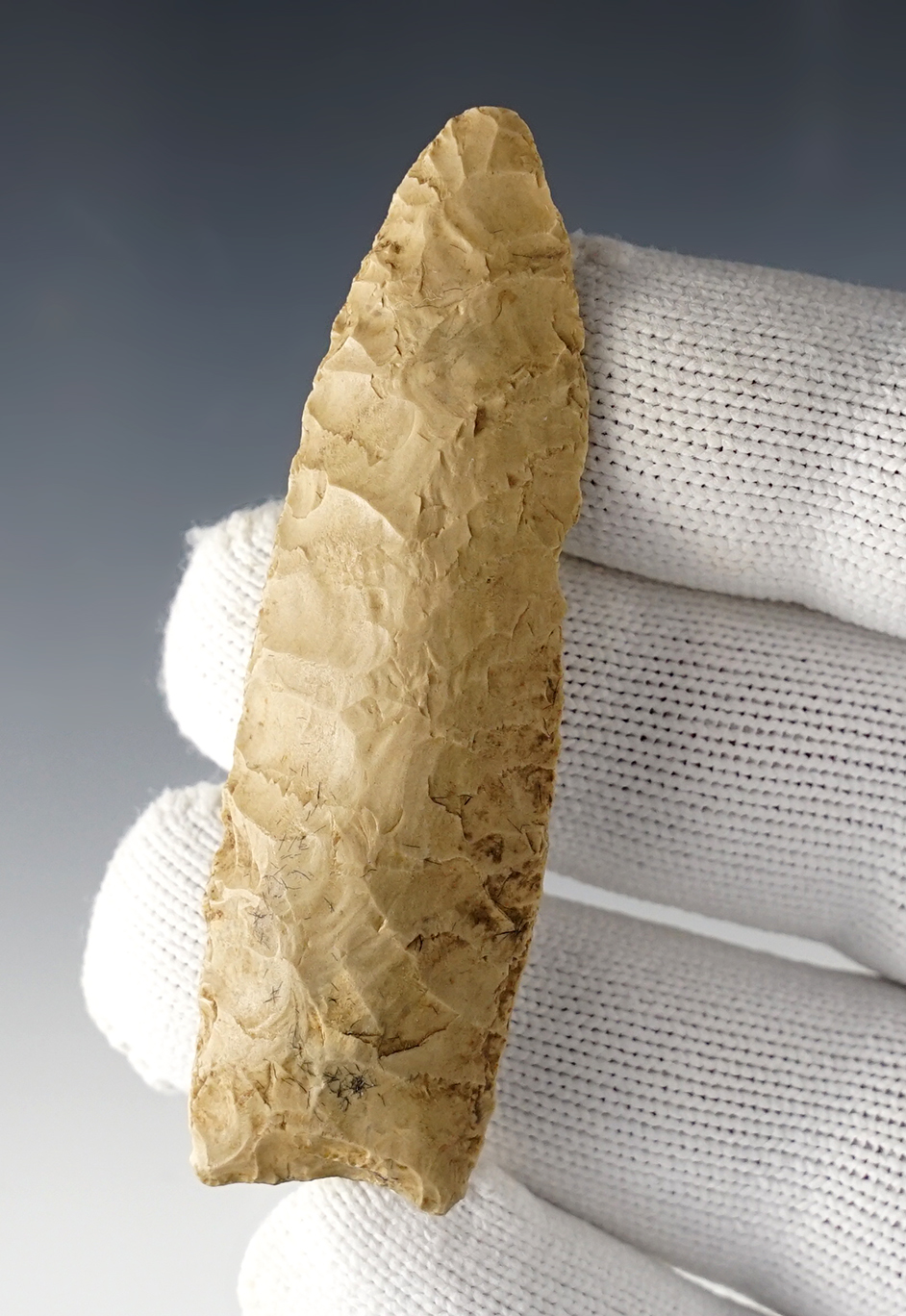 Very nice 2 13/16" Colorado Plainview with one small nick to a blade edge. Still displays well.