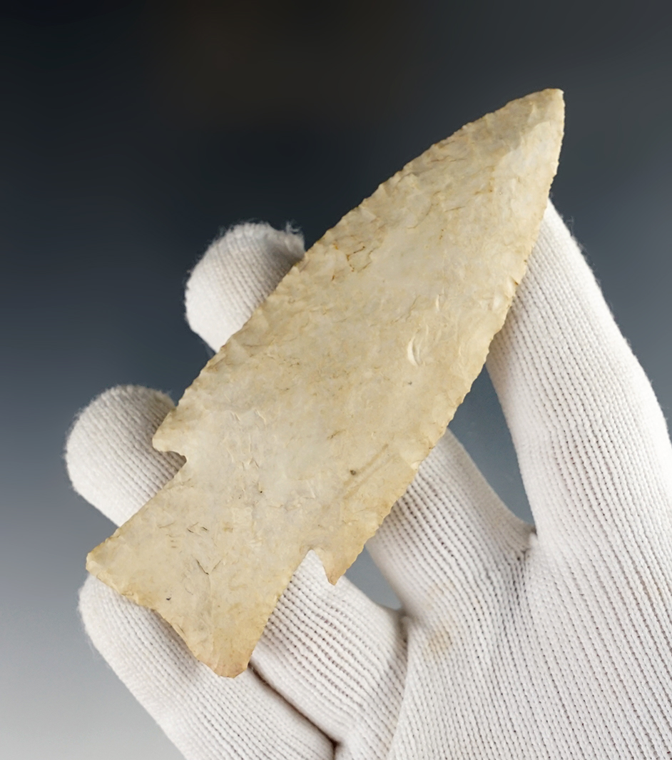 Exceptional 3 15/16" Hardin with excellent flaking and nice patina. Found in Calhoun Co., Illinois. 