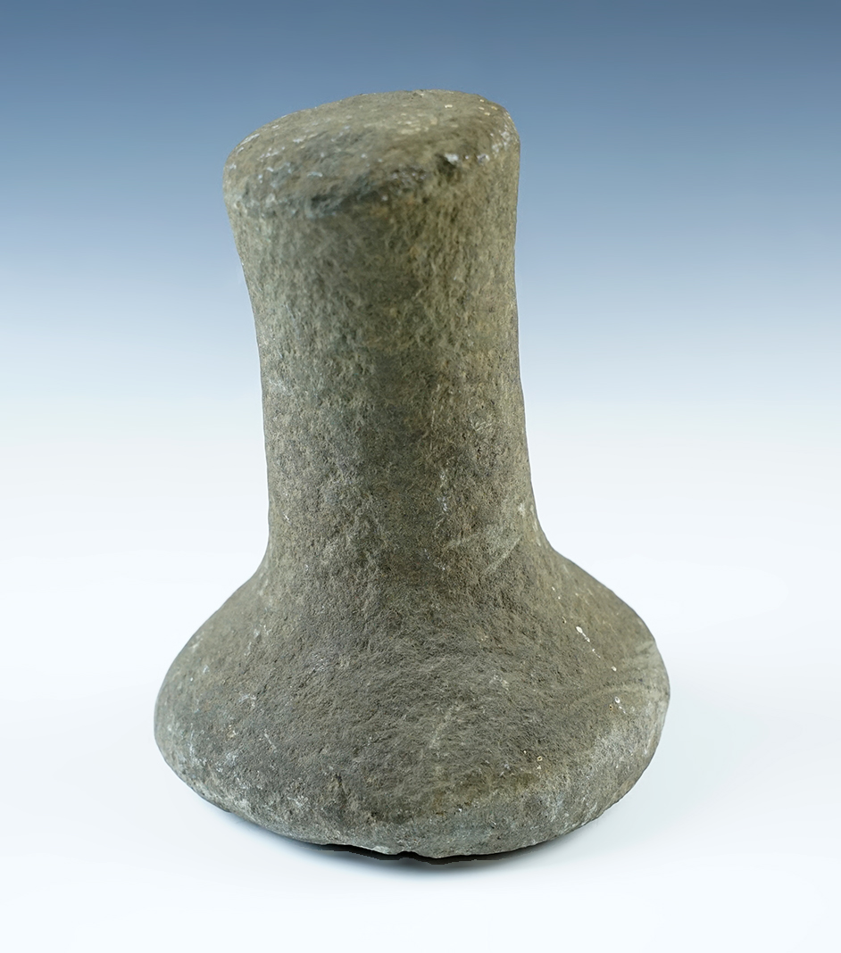 5 1/4" Bell Pestle with a very well defined grinding area, found in Ohio. Nicely patinated.