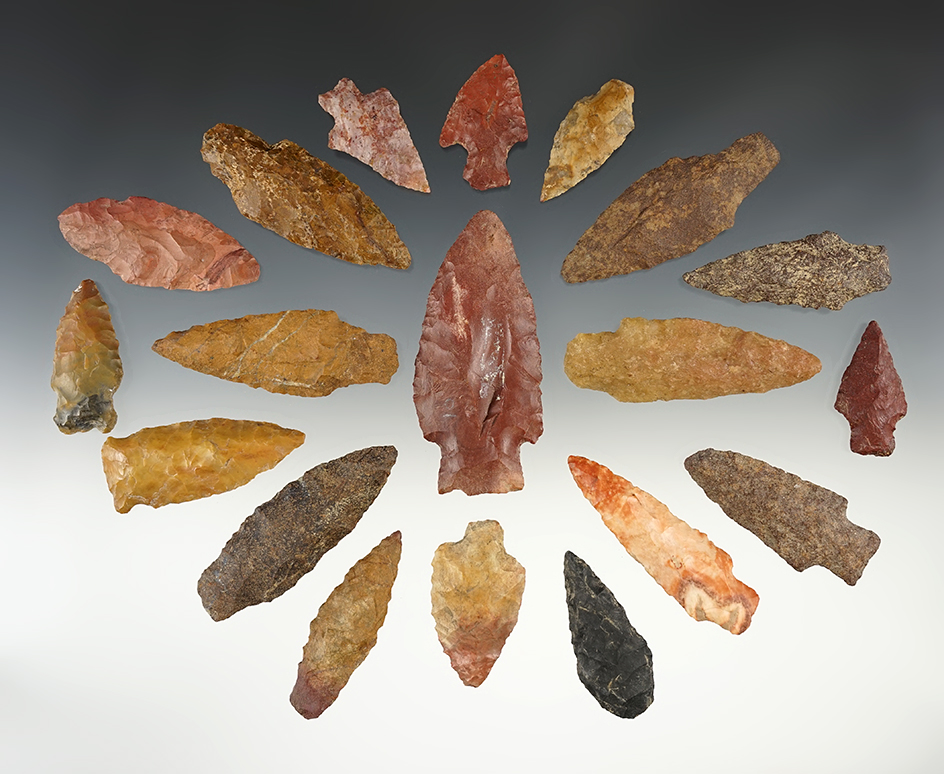 Set of 19 points found in various locations. Most are in good condition. The largest is 3 1/4".