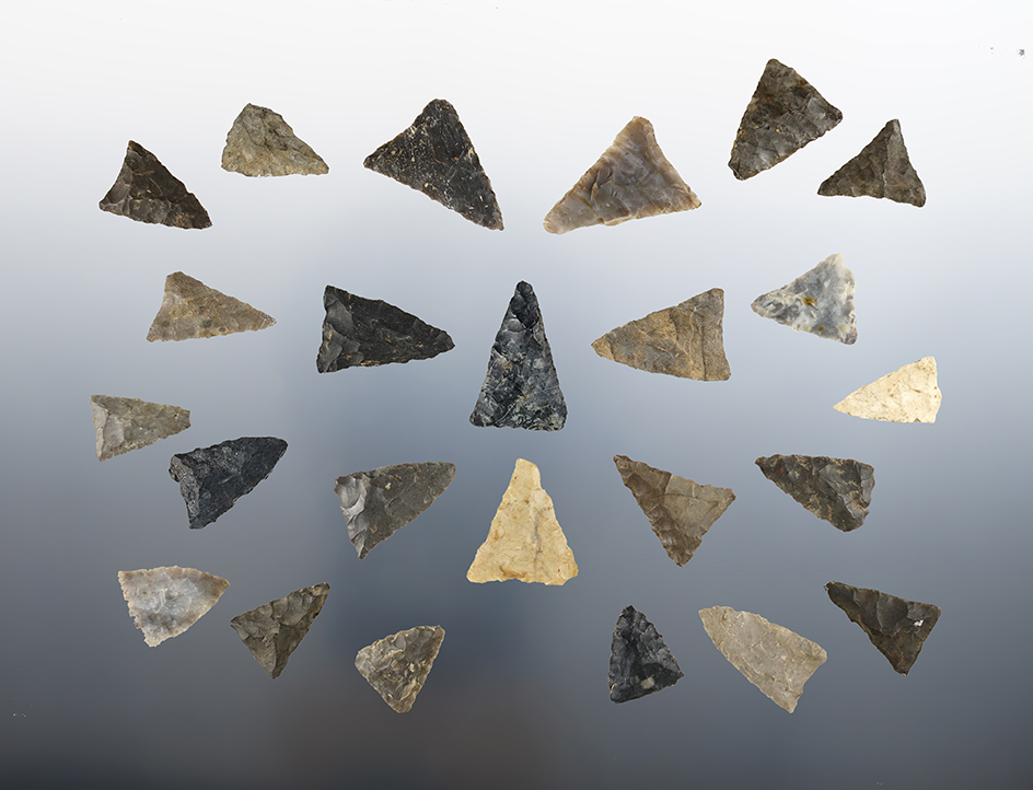 Set of 24 nice Triangle point found in Fairfield Co., Ohio. Ex. John Lutz.