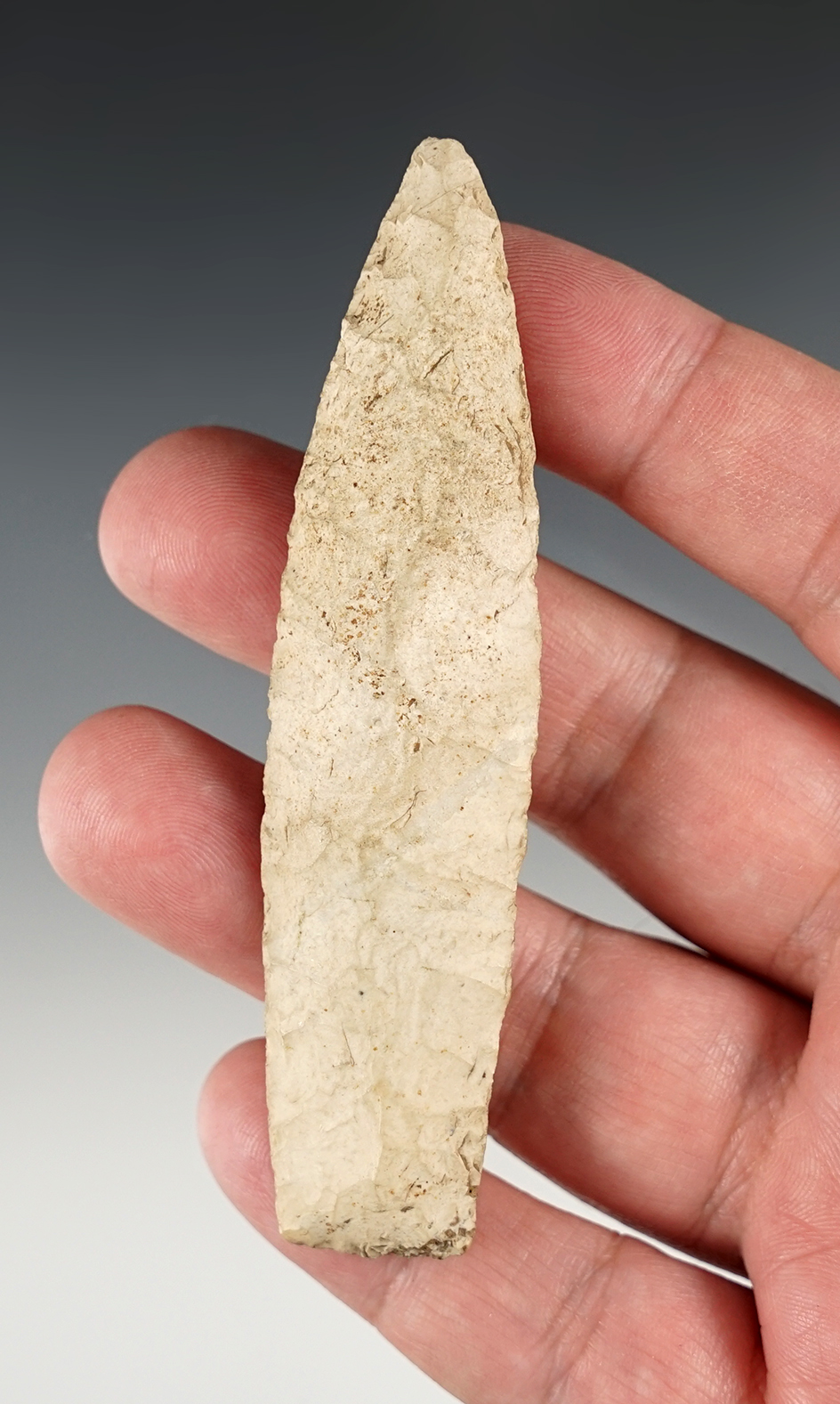 3 13/16" Nebo Hill in excellent condition. Found in the Midwestern U.S.