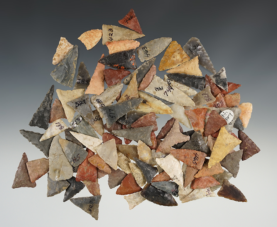 Set of 100 Kentucky/Tennessee area Triangle points. The largest is 1 5/16".
