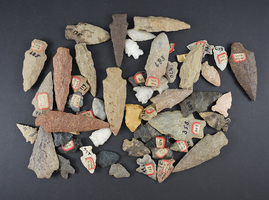 Set of 50 points found in the Eastern U.S. Ex. Robert Messinger. The largest is3 1/8".