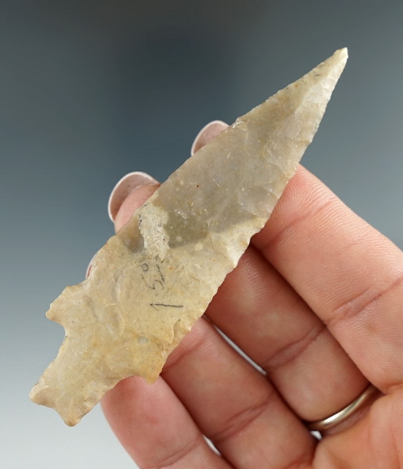 3 5/16" Uvalde point found in Texas.