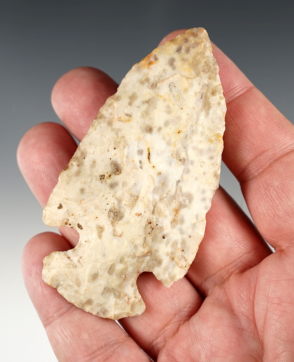 3 1/4" Flint Ridge Hopewell Point with great patina. Found in Ohio.