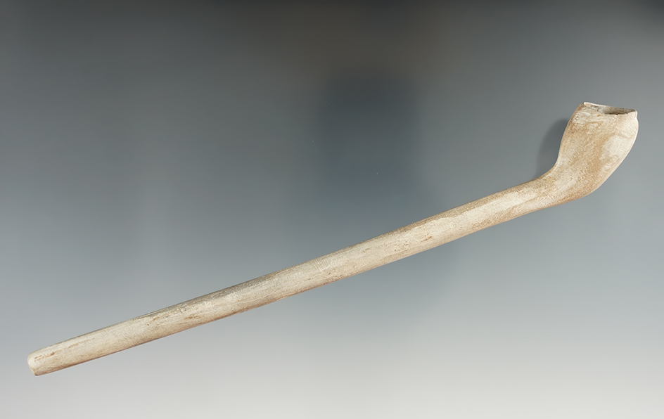 7" Colonial period clay Tavern Pipe in excellent condition.