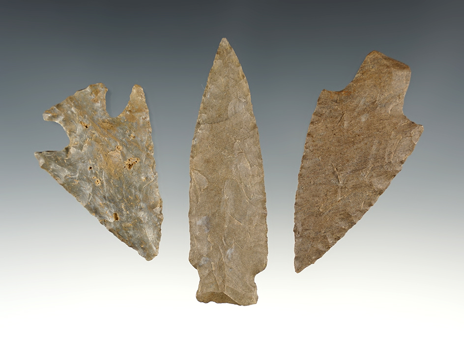 Set of 3 nicely made Tennessee points in great condition. The largest is 3 1/4".