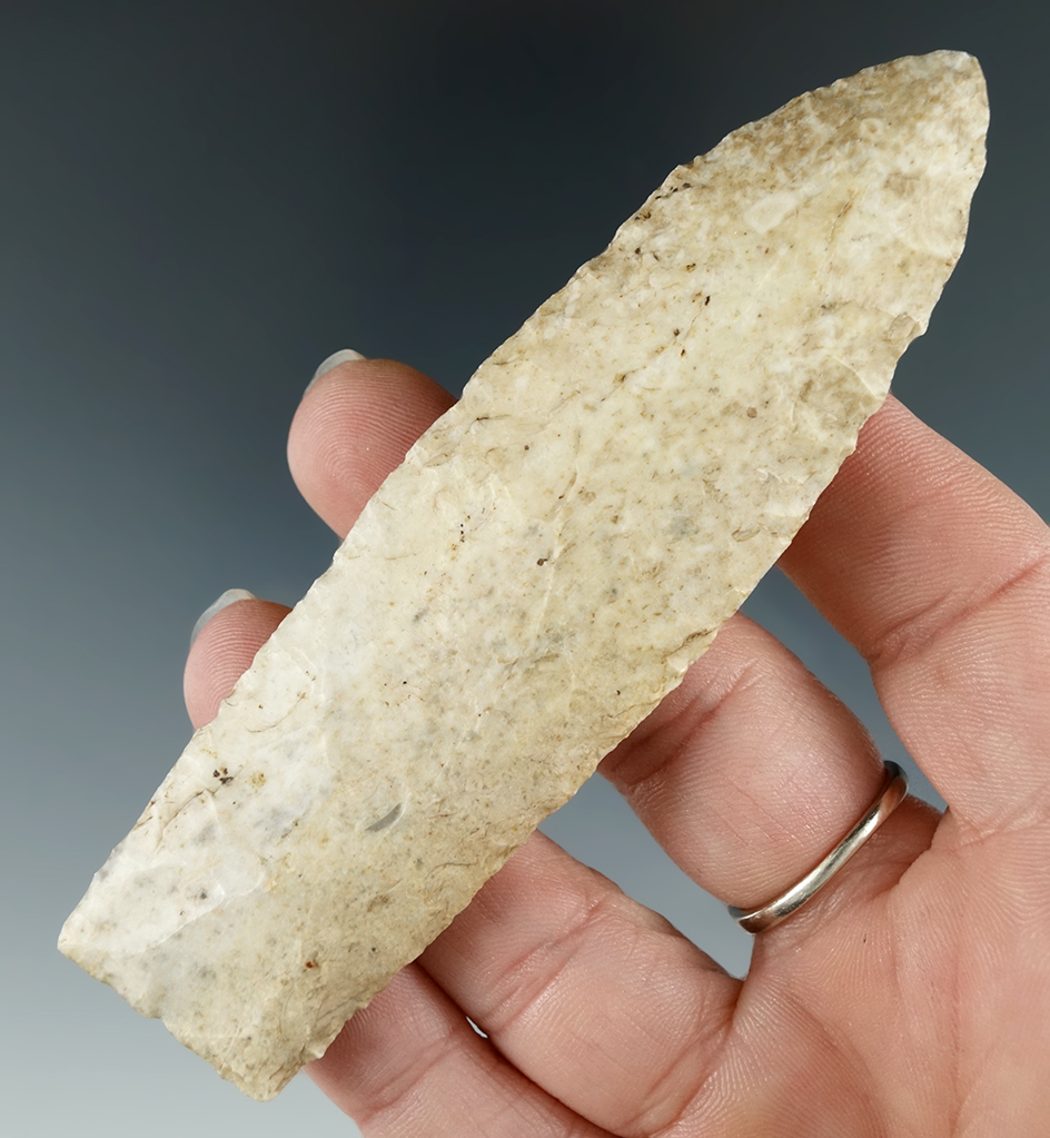 4 1/8" very fine Agate Basin with heavily ground sides and great patina found in Central Missouri.