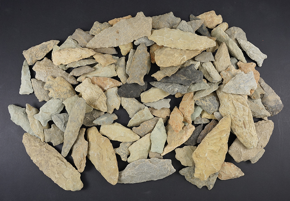 Set of 100 assorted Eastern points. Largest is 4 1/4".