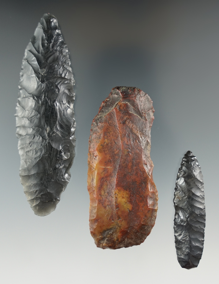 3 nice artifacts including two obsidian Cascades and a 2 13/16" Paleo Uniface knife - Oregon.