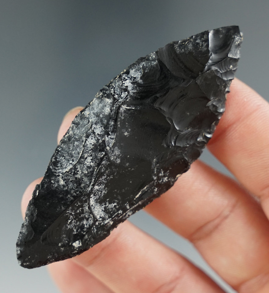 2 13/16" Lake Mohave found near Cougar Mountain Cave, Christmas Valley, Oregon. Pictured!