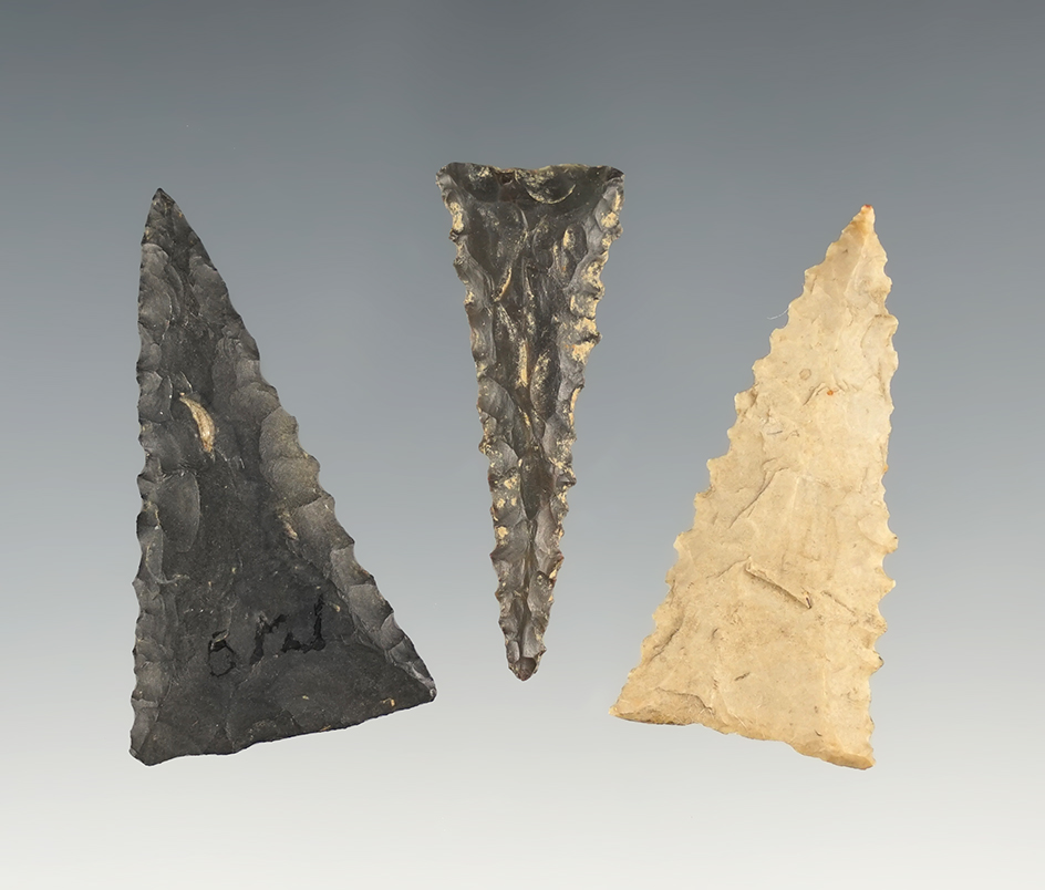 Set of 3 outstanding Ft. Ancient Triangle points that are serrated. The largest is 1 11/16".