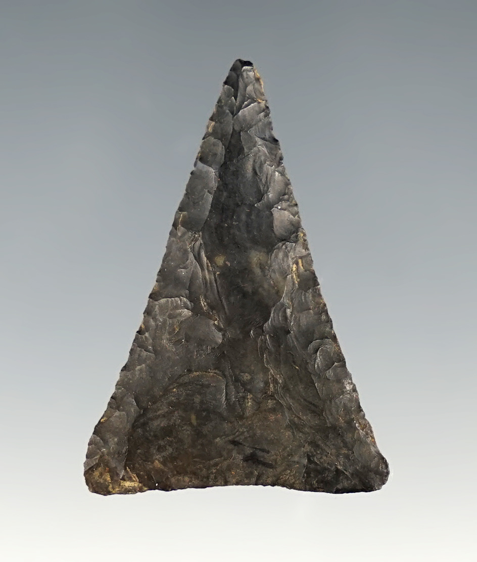 Nicely made 1 1/2" Coshocton Ft. Ancient Triangle - Fuert Site, Scioto Co., Ohio. Ex. Kuhn collectio