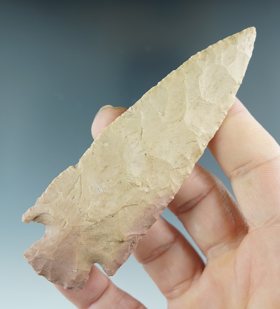 4" Williams made from tan and pink chert, found in Central Texas. Comes with a Rogers COA.