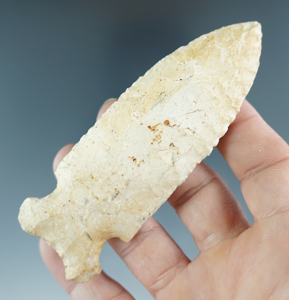 3 15/16" Hemphill Point made from Burlington Flint. Found in Central Illinois.