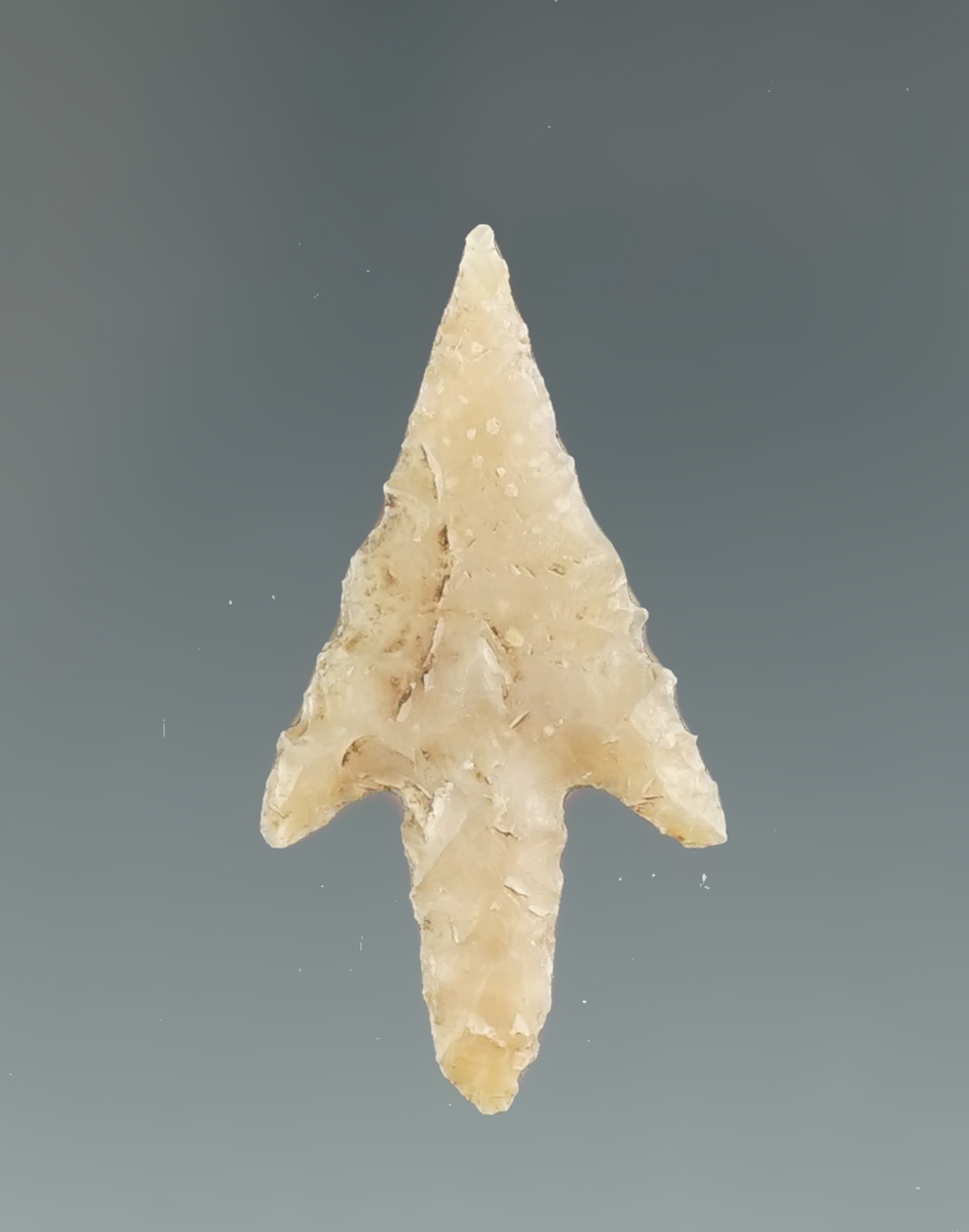 Excellent style on this 1 3/16" Perdiz point found in Texas.