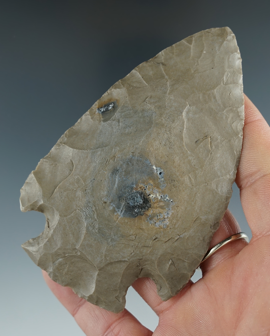 3 5/16" Snyders made from Hornstone. Found in the Indiana/Illinois area. Bennett COA.