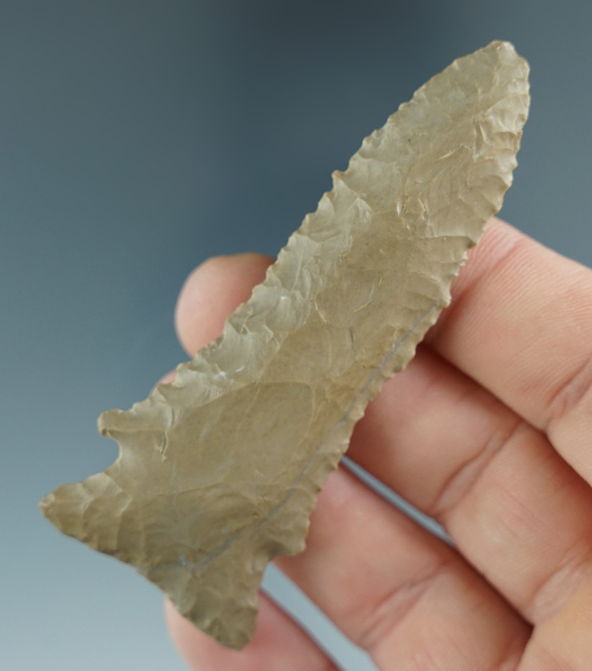 Excellent secondary flaking along the edges of this 3" Carter Cave Flint Knife found in Kentucky.