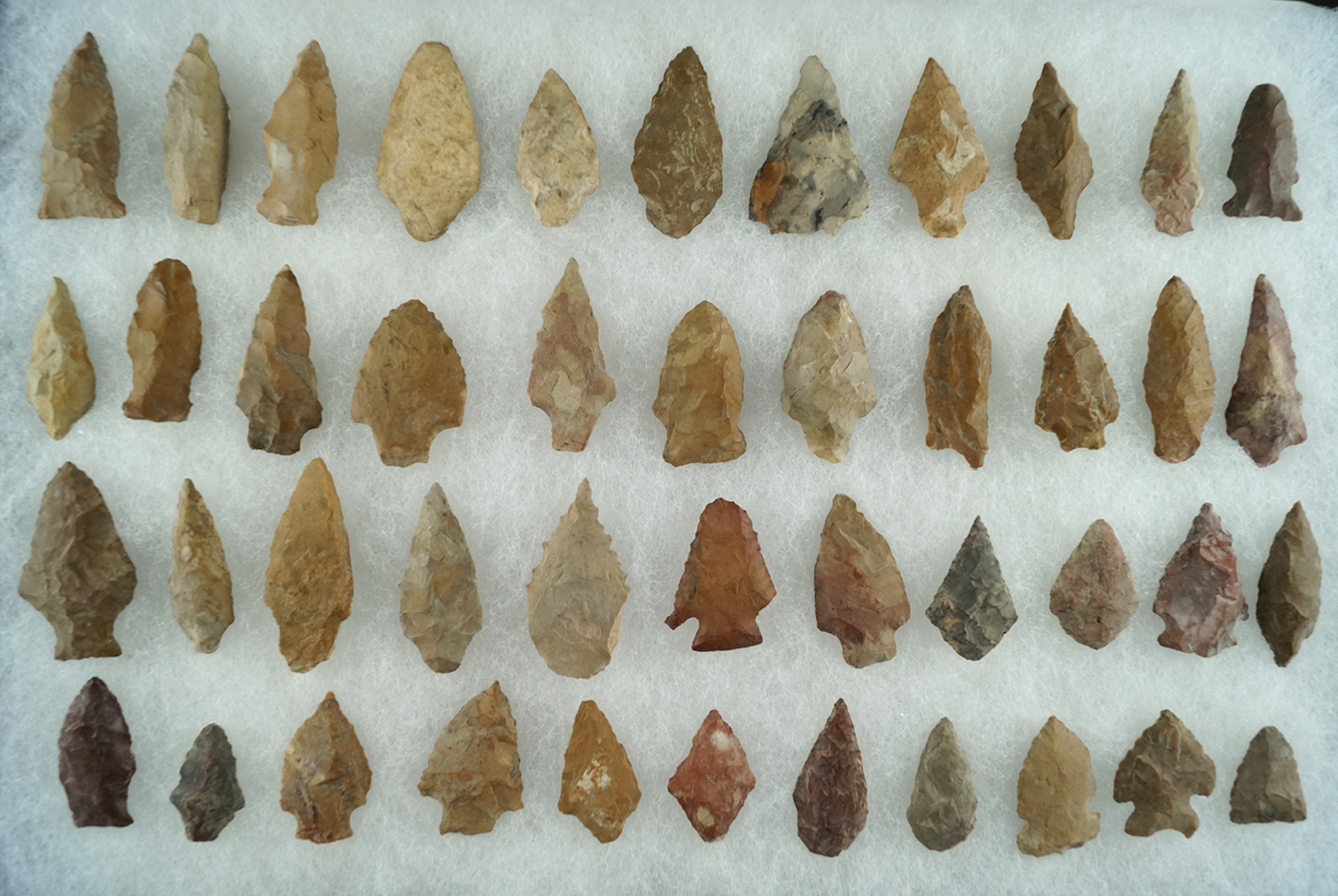 Group of 44 assorted Midwestern and Eastern U. S. largest is 1 5/8".