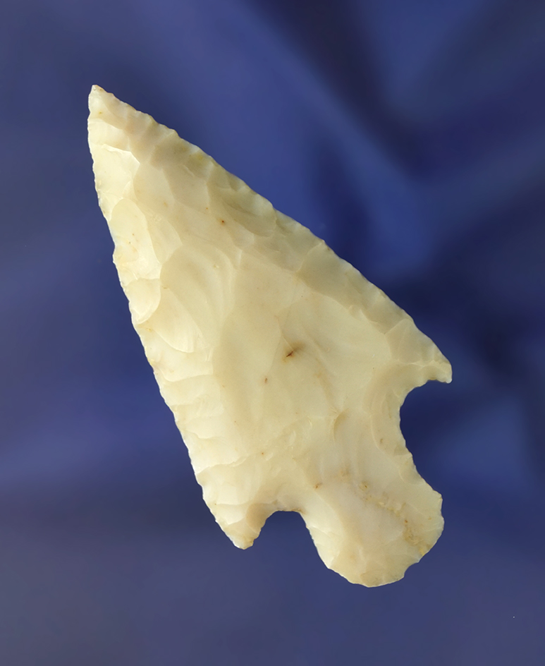 2 5/8" Hopewell made from high-quality Flint Ridge chalcedony found in Ohio.
