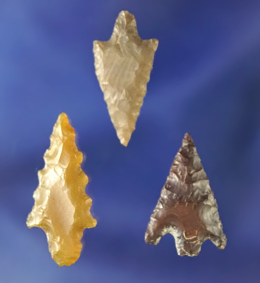 Set of three Columbia River arrowheads in nice condition, largest is 1 1/8".