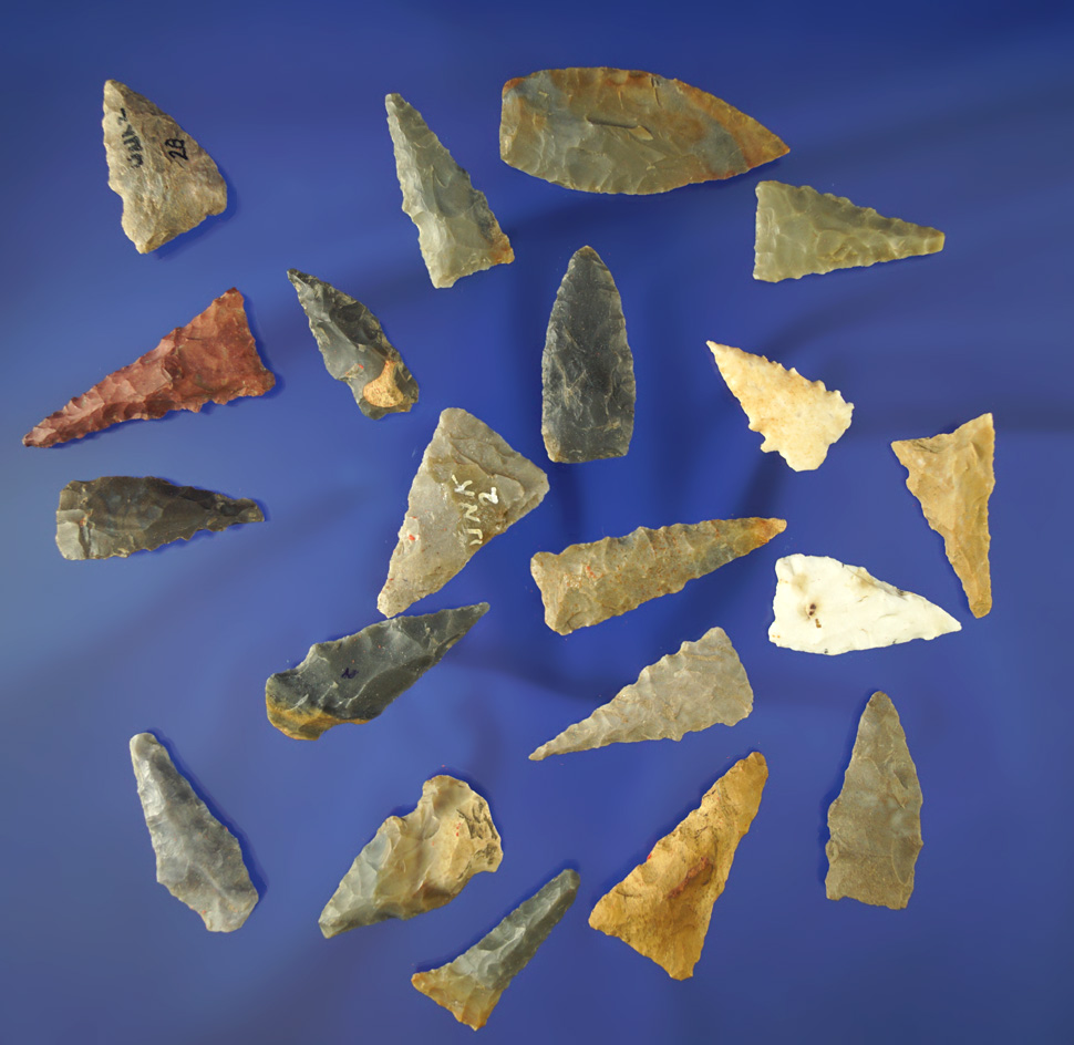 Set of 20 assorted Kentucky arrowheads, largest is 1 11/16".