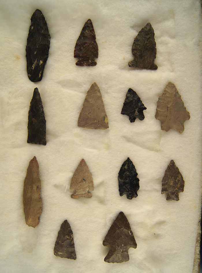 Group of 13 assorted Ohio Arrowheads, largest is 2 5/8".